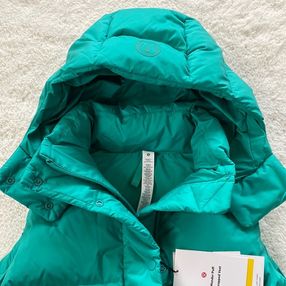❤️ Lululemon Wunder Puff Cropped Vest Size 6 Maldives Green NWT - Picture 2 of 10